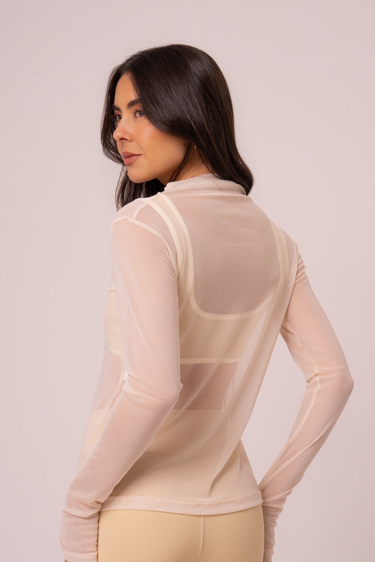 Blusa de Tule Manga Longa com Abertura para Dedo Vanilla