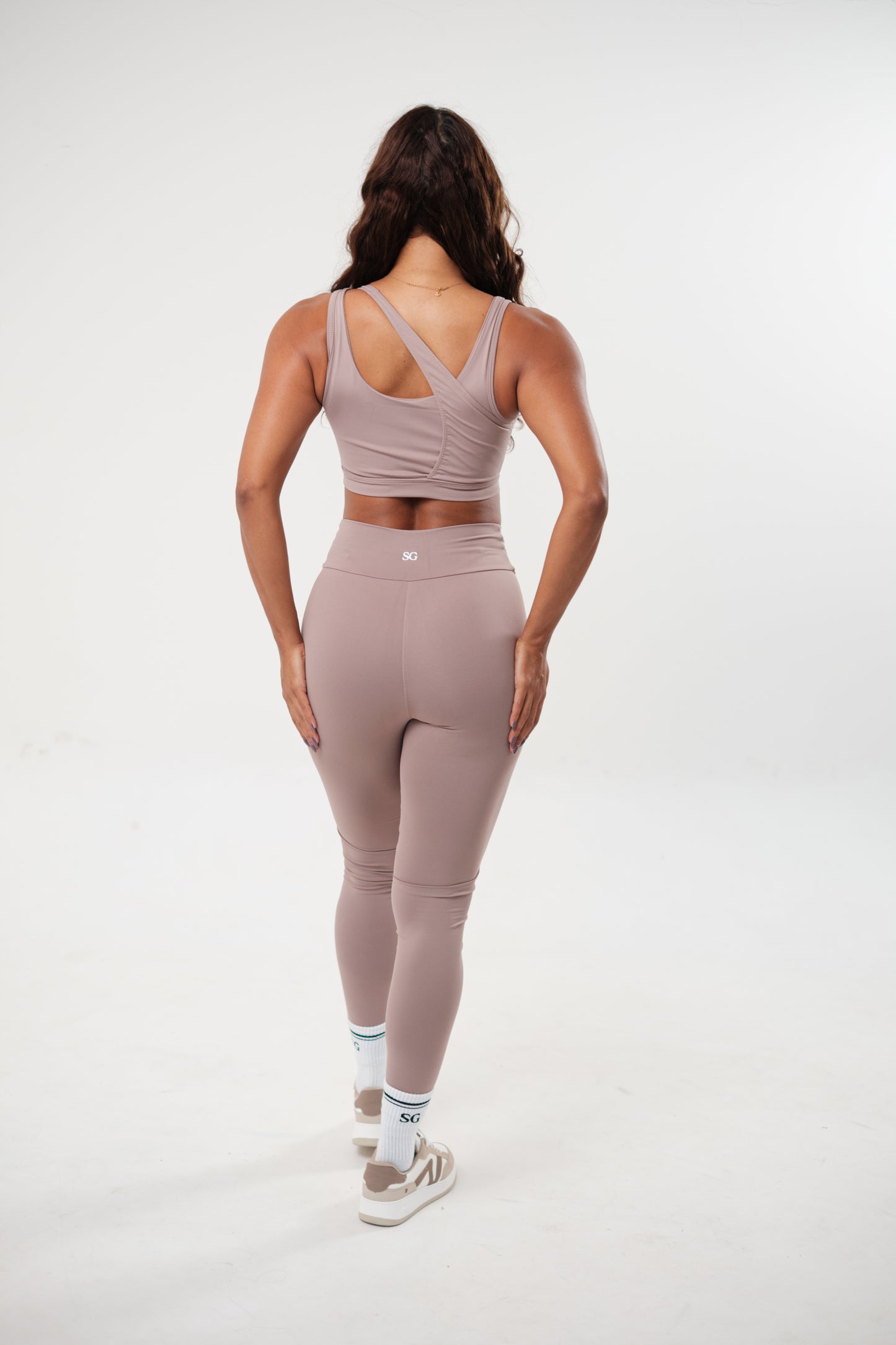 Conjunto Legging e Top Essentials Chocolate