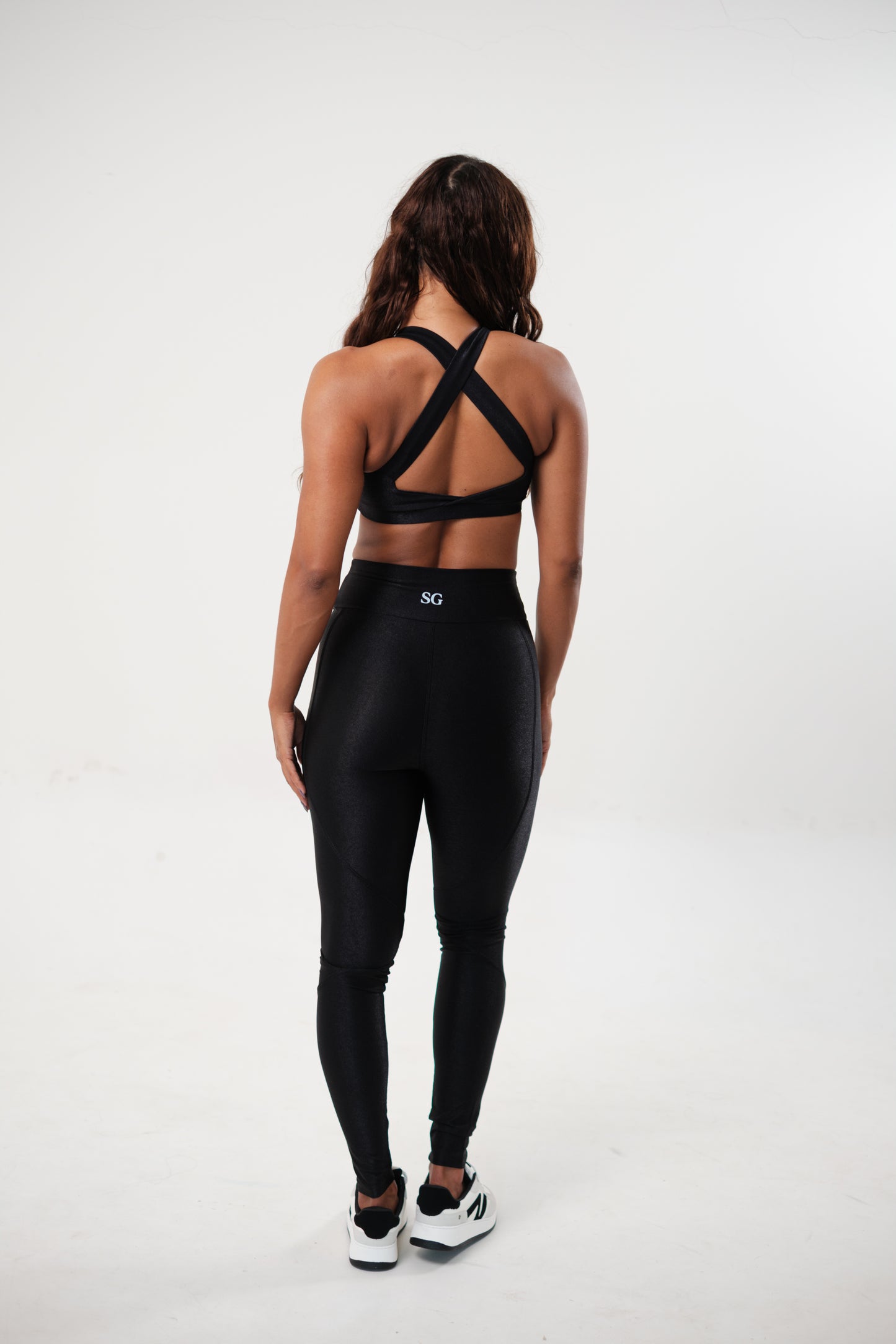 Conjunto Legging e Top Cruzado Preto