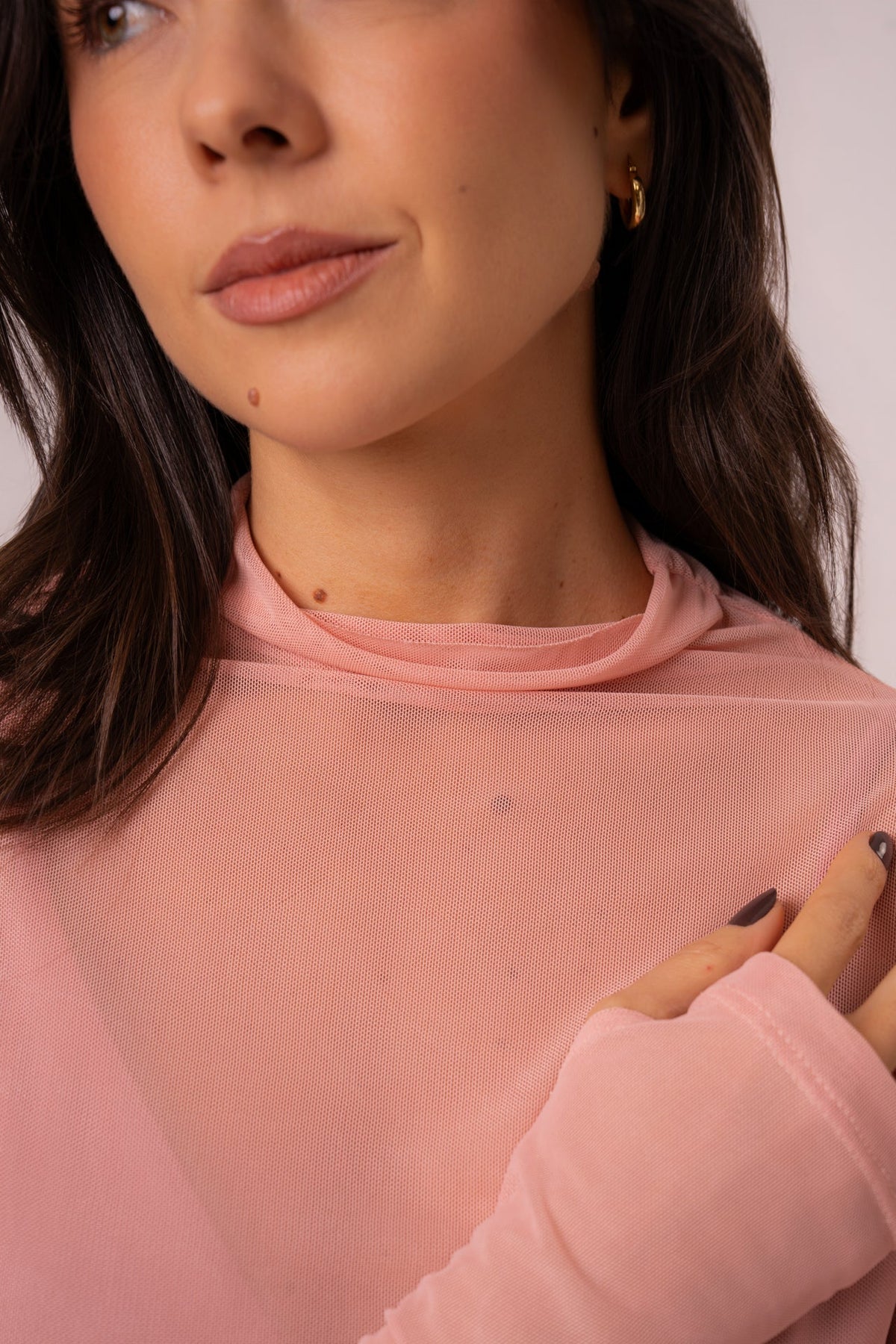 Blusa de Tule Manga Longa com Abertura para Dedo Rosé