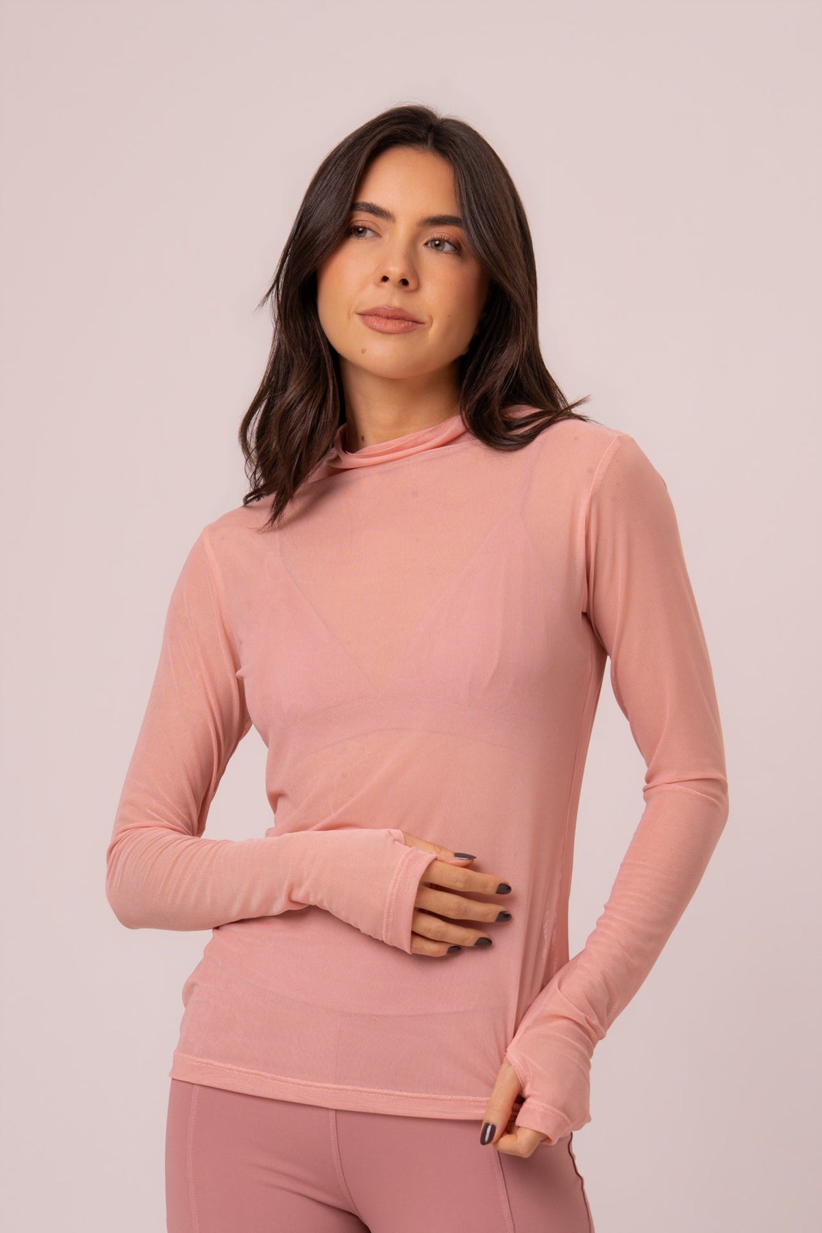 Blusa de Tule Manga Longa com Abertura para Dedo Rosé