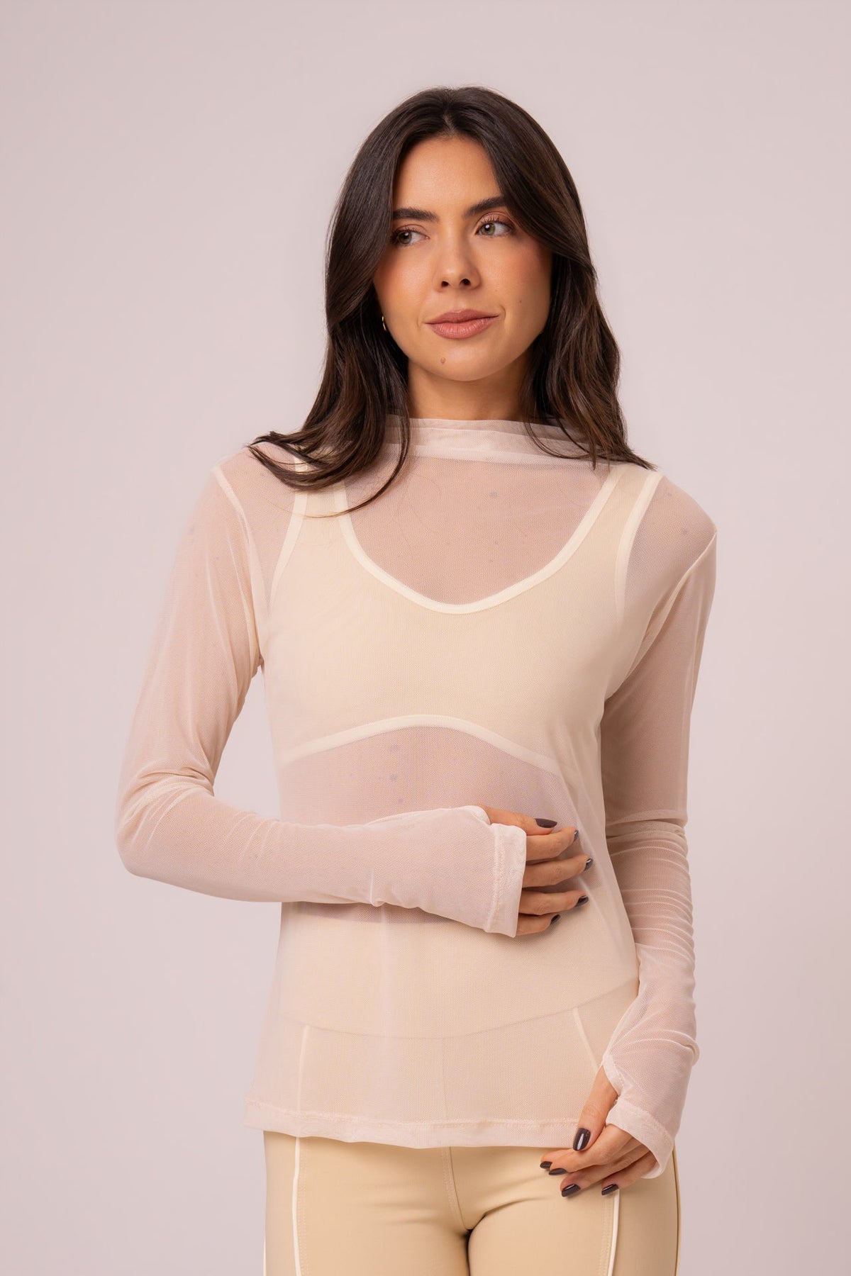 Blusa de Tule Manga Longa com Abertura para Dedo Vanilla